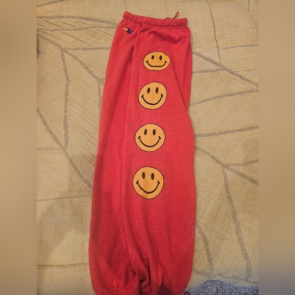 Red ♥️ Aviator Nation Sweatpants Smiley - Picture 2 of 4